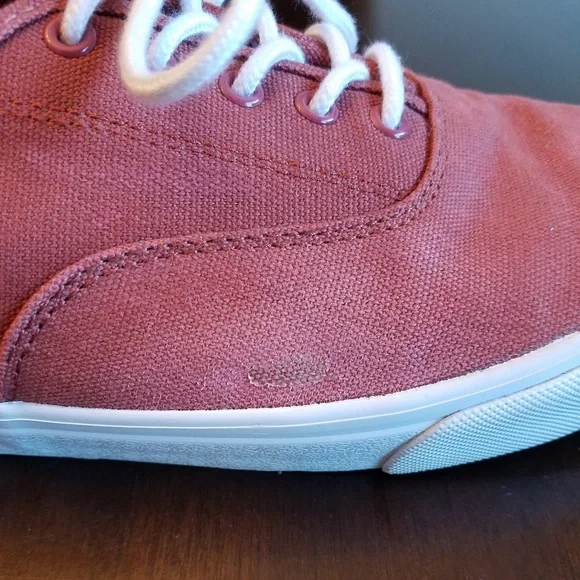 OLD NAVY mens shoes - Picture 5 of 5